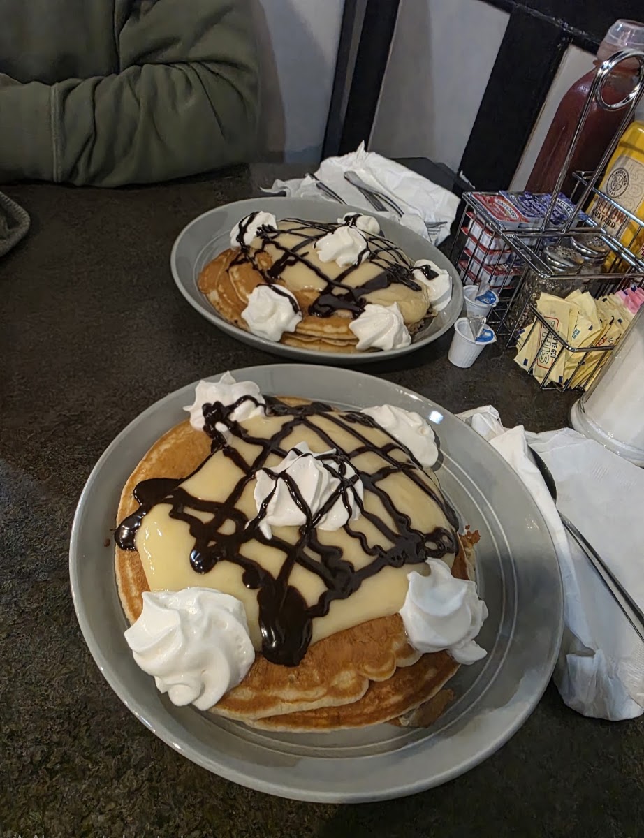 Fork-N-Spoon Photo 4